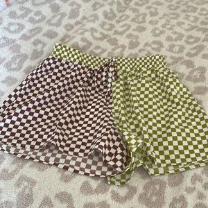 NWT checkered shorts